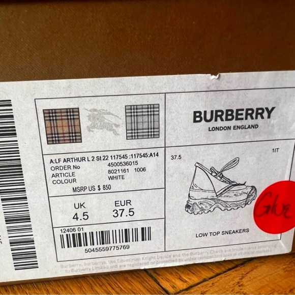 Burberry Arthur Sneakers (Women’s) - Picture 2 of 6